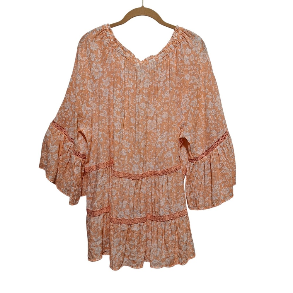 est. 1946 Cato Womens Plus 26/28W Peach Floral Bell Sleeve Tunic Pull On Top